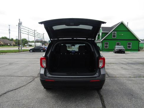 Used 2022 Ford Explorer XLT AWD/4WD image 7