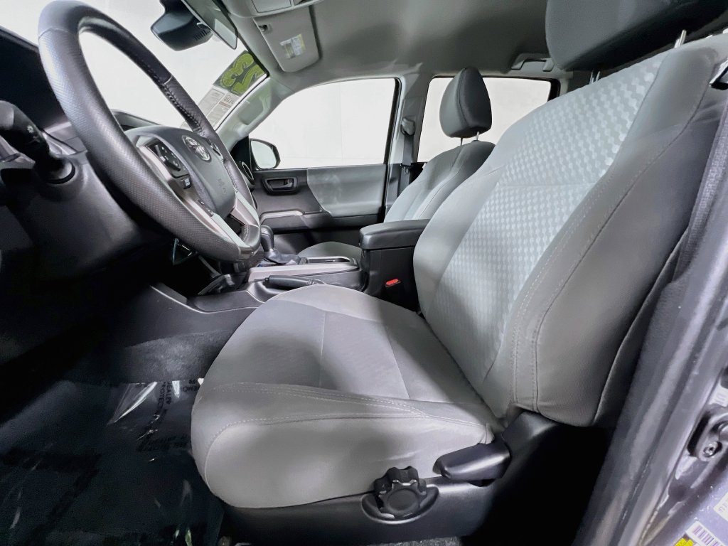 Used 2023 Toyota Tacoma SR5 RWD image 12