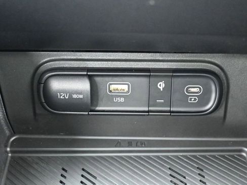 Used 2025 Kia Sportage X-Line w/ Premium Package image 23