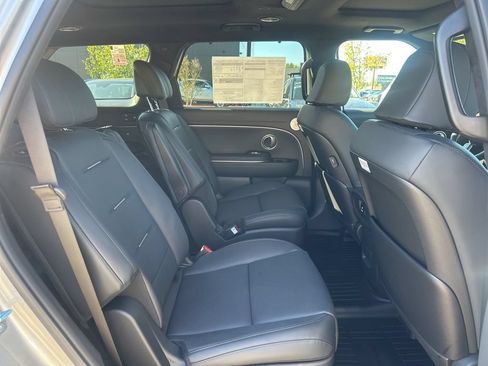 New 2026 Hyundai Palisade Calligraphy FWD image 13