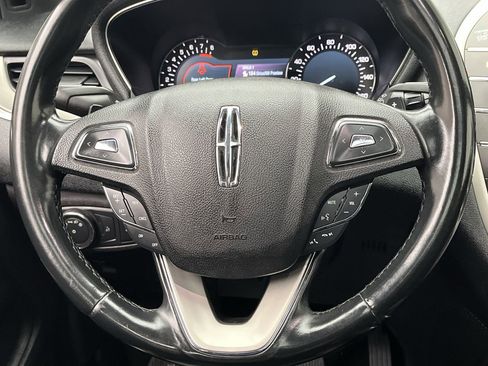 Used 2016 Lincoln MKC Select w/ Select Plus Package image 16