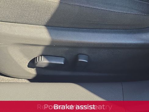 Used 2022 Nissan Altima 2.5 SV image 18