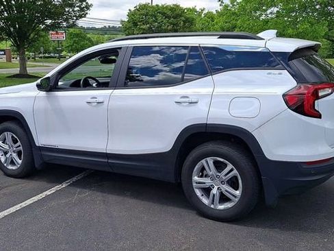 Certified 2024 GMC Terrain SLE w/ Driver Convenience Package AWD/4WD image 6