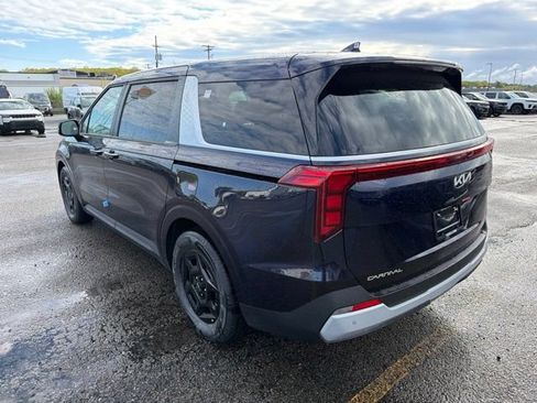 New 2026 Kia Carnival LX FWD image 5