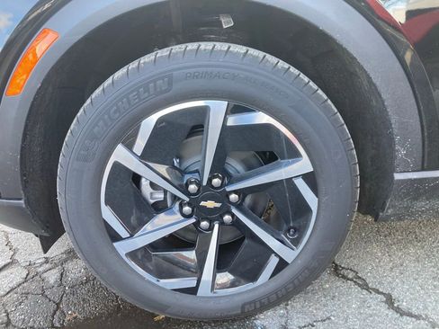 New 2026 Chevrolet Equinox EV LT image 27