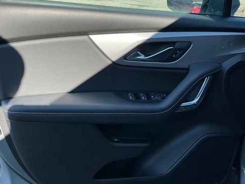 Used 2023 Chevrolet Blazer LT image 5