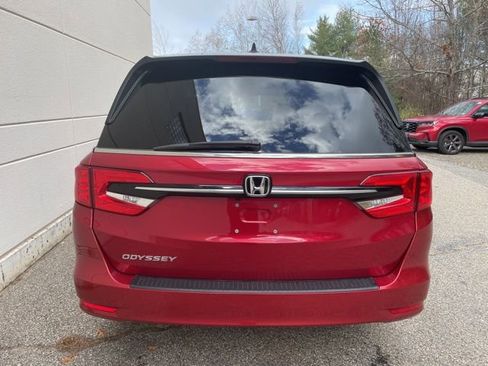 Certified 2023 Honda Odyssey EX image 8
