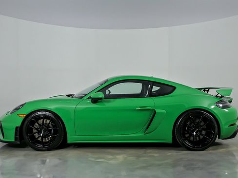 Used 2022 Porsche 718 Cayman GT4 image 8