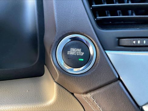 Used 2018 Chevrolet Tahoe LT image 31