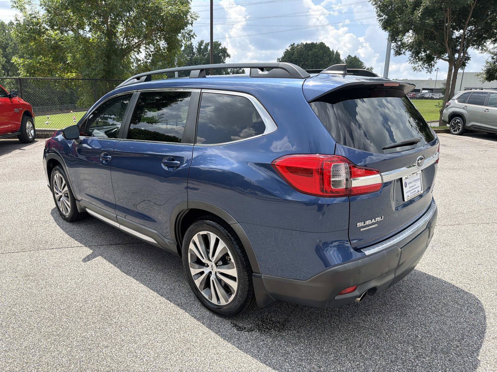 Used 2020 Subaru Ascent Limited w/ Technology Package AWD/4WD image 7