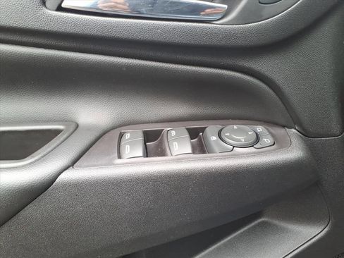 Used 2020 Chevrolet Equinox LT image 13