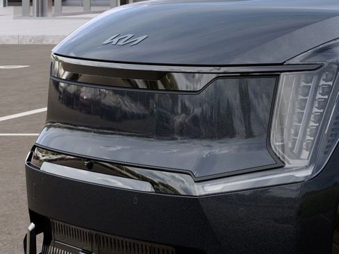 New 2026 Kia EV9 Land w/ Nightfall Edition Package image 13