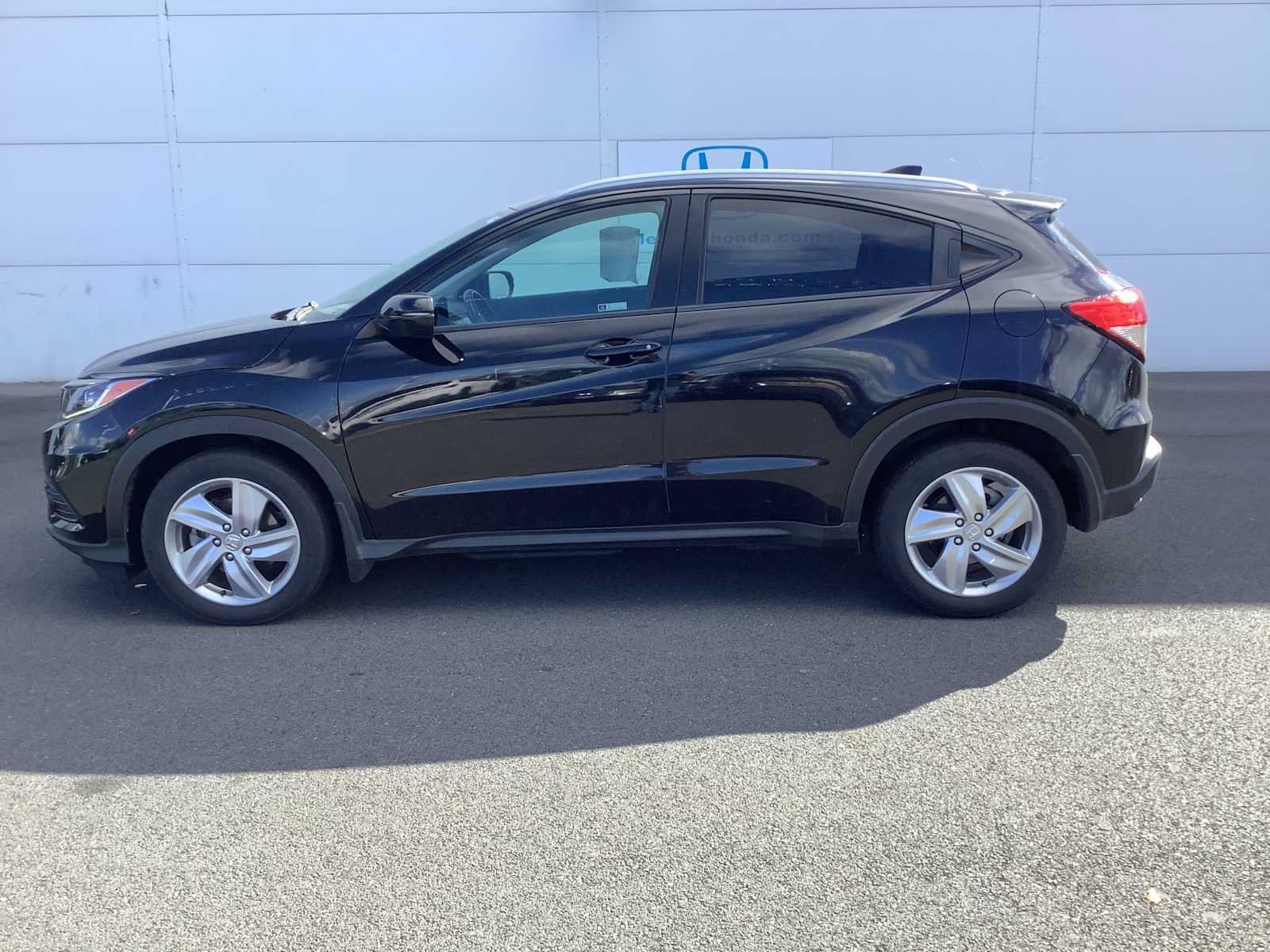 Used 2019 Honda HR-V EX-L image 2
