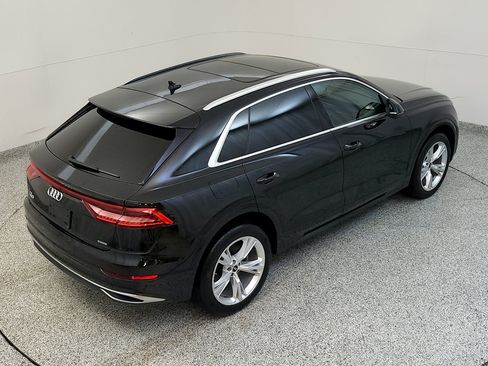 Used 2022 Audi Q8 Premium Plus AWD/4WD image 16