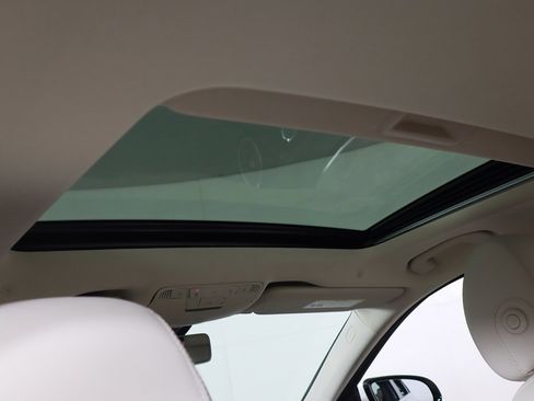 Used 2022 Mercedes-Benz E 350 4MATIC Sedan w/ Driver Assistance Package image 19