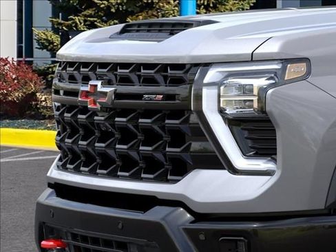 New 2026 Chevrolet Silverado 2500 ZR2 w/ LPO, Dark Essentials Package AWD/4WD image 13