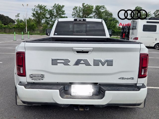 Used 2025 RAM 3500 Longhorn AWD/4WD image 10