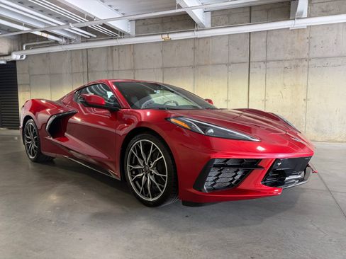 Used 2026 Chevrolet Corvette Stingray Premium Cpe RWD image 9