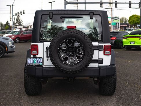 Used 2015 Jeep Wrangler Sport image 11