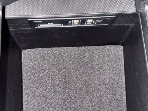 Used 2022 Mercedes-Benz G 63 AMG Squared image 39