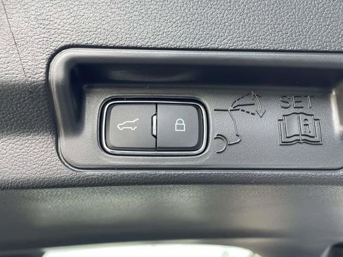 New 2026 Ford Explorer Active w/ Active Comfort Package image 9