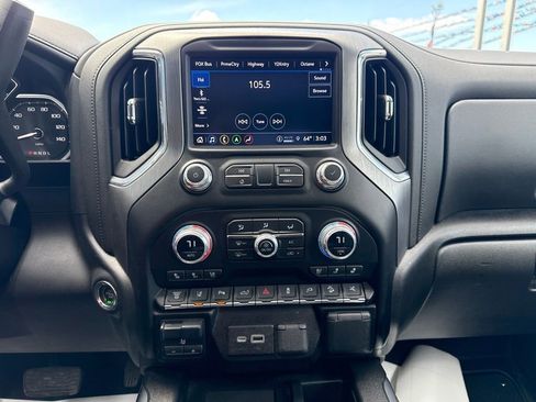 Used 2023 GMC Sierra 3500 Denali w/ Denali Black Diamond Edition AWD/4WD image 17