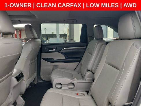 Used 2017 Toyota Highlander Limited w/ Carpet Mat Package AWD/4WD image 19