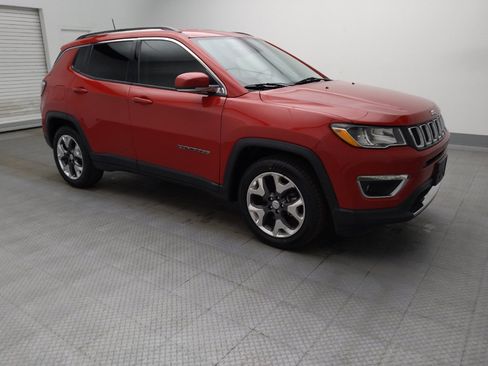Used 2019 Jeep Compass Limited FWD image 11