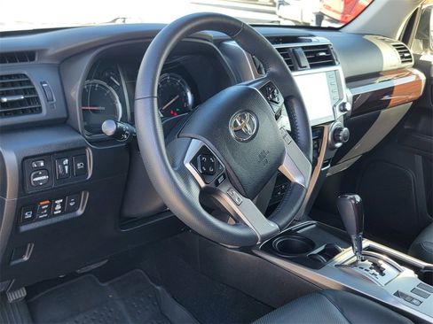 Used 2022 Toyota 4Runner Limited image 12