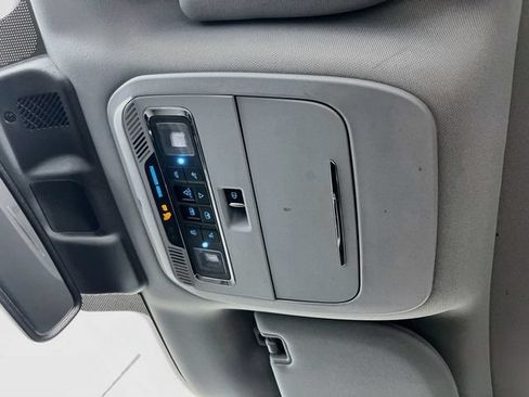 Used 2022 Ford F150 Lariat w/ Equipment Group 502A High AWD/4WD image 14