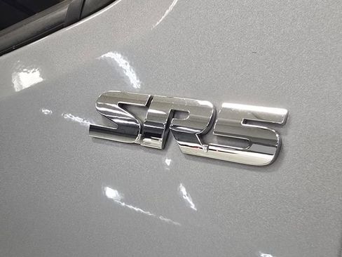 Used 2021 Toyota Tacoma SR5 RWD image 7