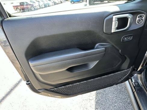 Certified 2024 Jeep Wrangler Willys image 15