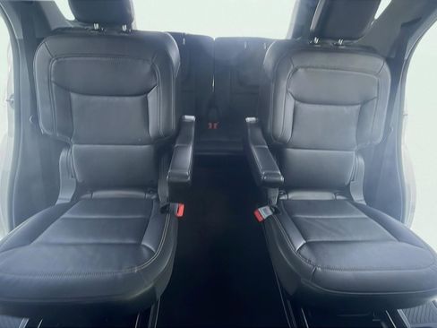 Certified 2023 Ford Explorer Limited w/ Limited Technology Package image 19