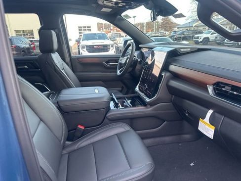 New 2026 GMC Yukon Denali w/ Sun & Power Step Package image 28