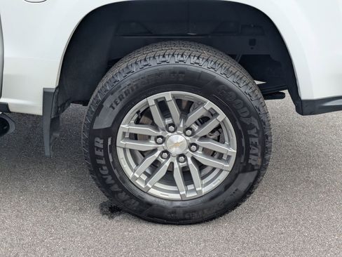 Used 2023 Chevrolet Colorado LT image 8