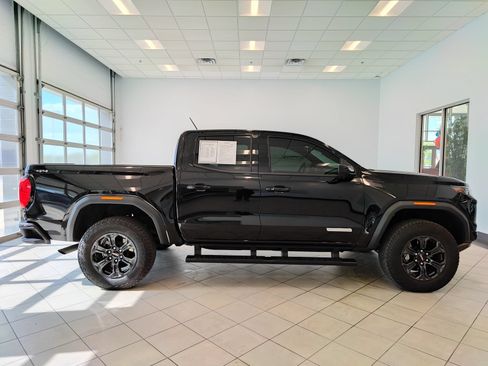 Used 2025 GMC Canyon Elevation w/ Convenience Package AWD/4WD image 17