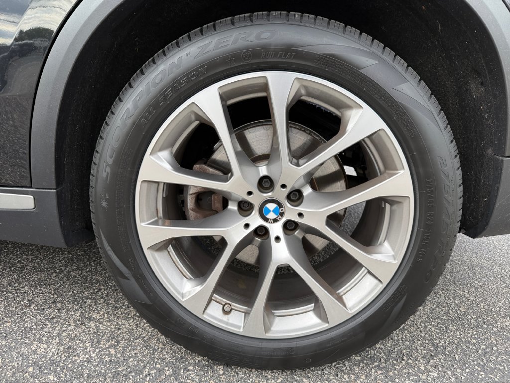 Certified 2024 BMW X5 xDrive40i w/ Premium Package AWD/4WD image 16