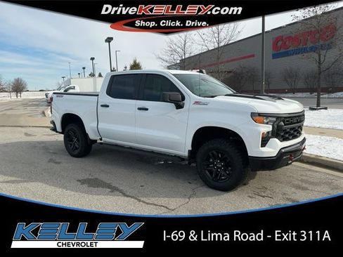 Used 2025 Chevrolet Silverado 1500 Custom Trail Boss image 1