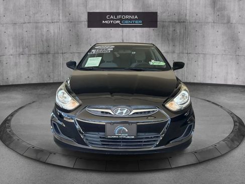 Used 2014 Hyundai Accent GS FWD image 2