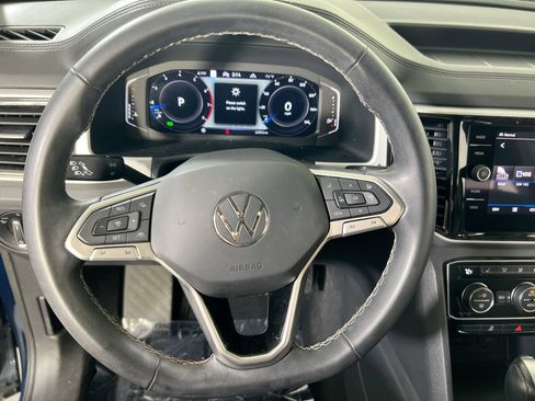 Used 2022 Volkswagen Atlas SEL image 11