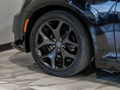 Used 2021 Chrysler 300 S RWD image 68