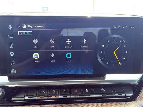 Used 2025 Chevrolet Silverado 1500 LT image 20