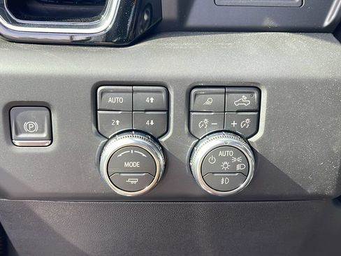 New 2026 GMC Sierra 1500 Denali AWD/4WD image 28