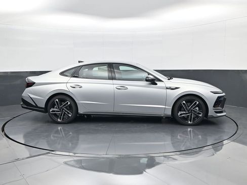 New 2025 Hyundai Sonata N Line image 4