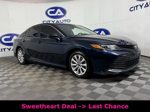Used 2018 Toyota Camry LE w/ Protection Package (Q2) image 1