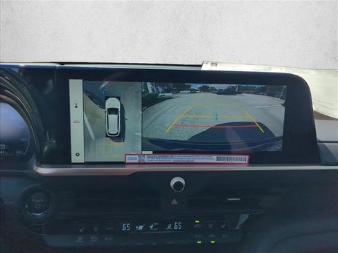 New 2026 Toyota Crown Signia image 18