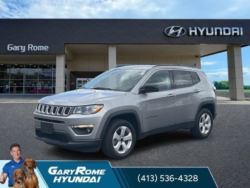 Used 2020 Jeep Compass Latitude w/ Cold Weather Group AWD/4WD image 1