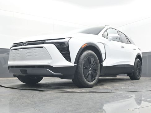 New 2026 Chevrolet Blazer EV LT image 26