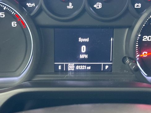 Used 2022 Chevrolet Silverado 1500 Custom w/ LPO, Dark Essentials Package AWD/4WD image 24