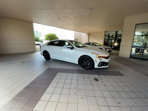Used 2025 Kia K5 LXS image 7